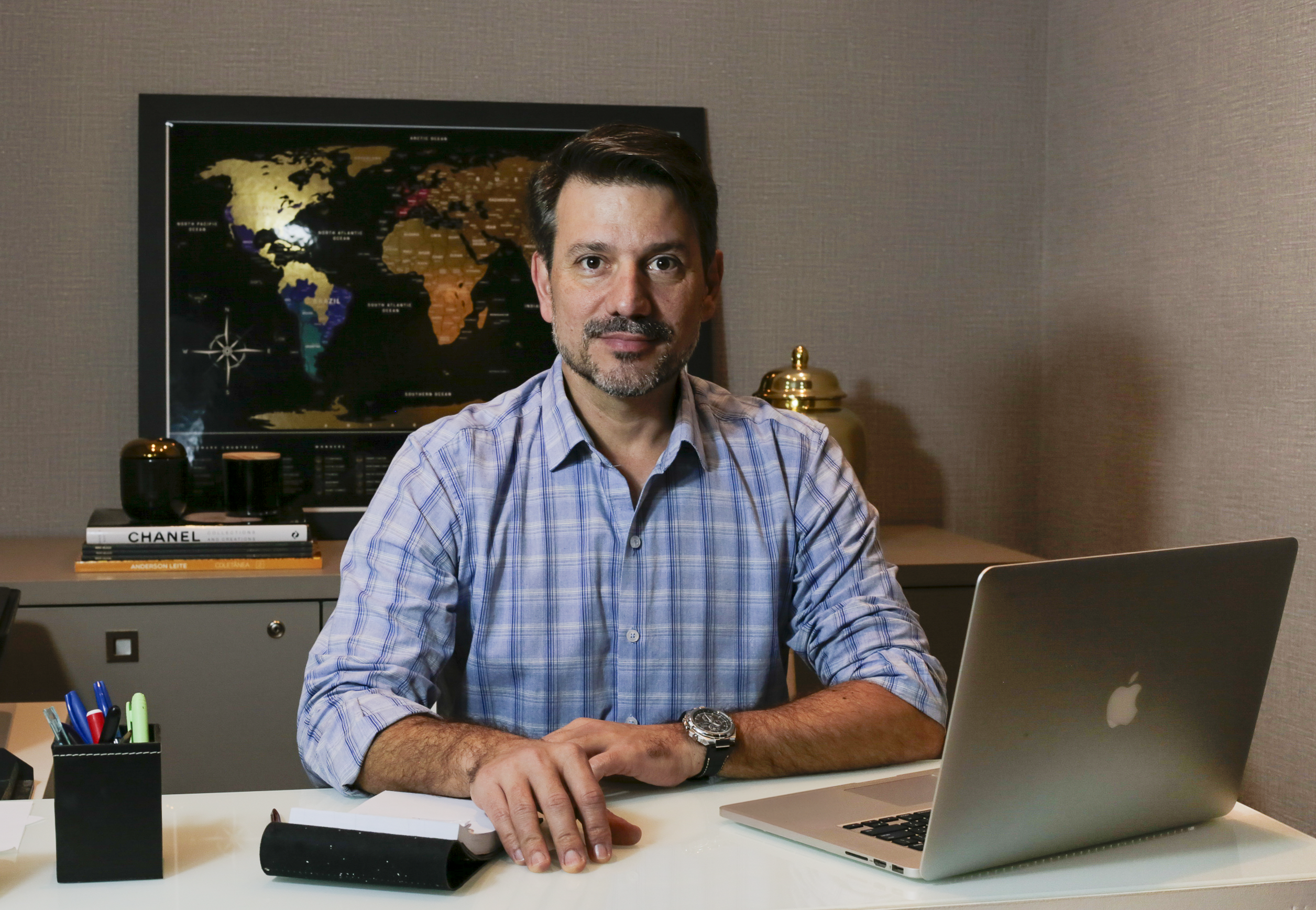 Dr. Gustavo Hinkenickel - Consulta Médica